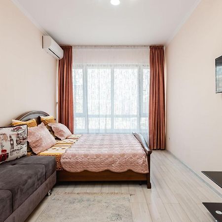 Apartament Element, 157 Ałma Ata Zewnętrze zdjęcie